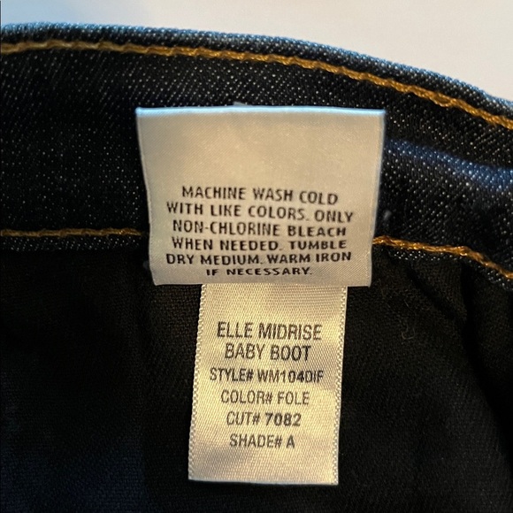 Hudson Jeans Elle Baby Boot Mid Rise Size 27 - Picture 12 of 16